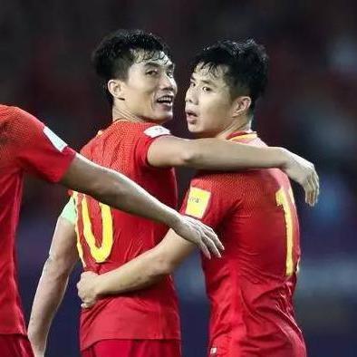 实况中超鲁能最强阵容揭晓：图谱分解鲁能阵型，揭秘背后战术布局与选手实力分析